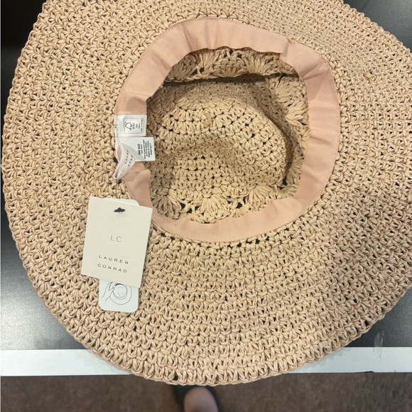 LC Lauren Conrad Wide-Brim Woven Straw Sun Hat - Blush NWT - Picture 3 of 6